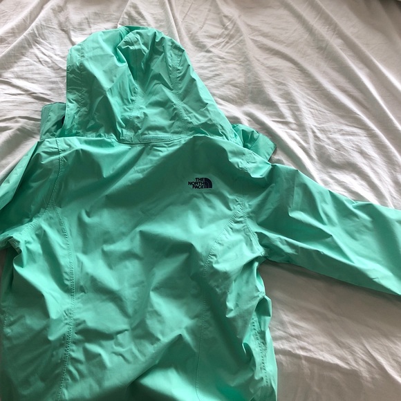 North face Jacket size small - Picture 2 of 3